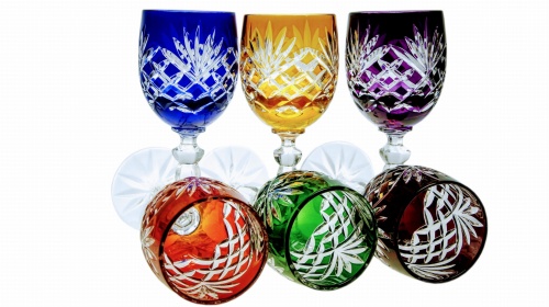 Kolorowe kryształowe kieliszki do likieru ananas