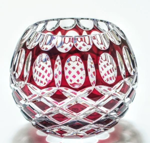 Rubinowy Kryształowy Wazon Kulka 10 cm – Krata Oliwka